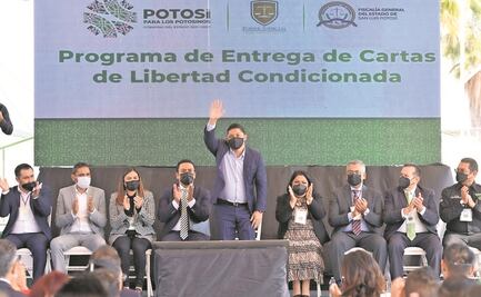 Gobernador de SLP otorga 111 preliberaciones