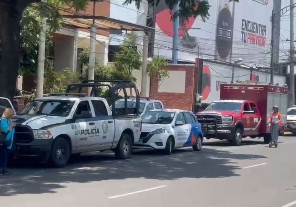 Tres personas fueron halladas sin vida al interior de un departamento sobre Avenida Canal de Miramontes, en la alcaldía Coyoacán. Foto: Juan Carlos Williams / EL UNIVERSAL