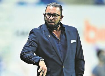 Mohamed muy cerca de llegar al banquillo caliente de Pumas