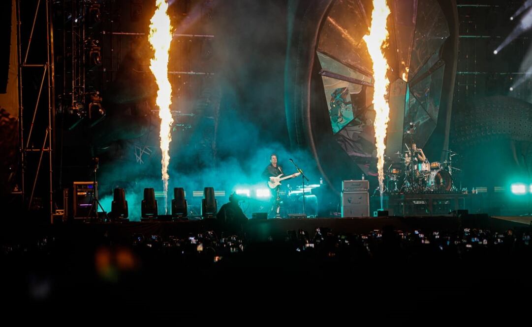 La banda británica contagió al público con su energía. Foto: Gabriel Pano / EL UNIVERSAL