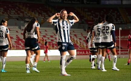 Katty Martínez metió su primer gol como jugadora de Rayadas y festejó como 'Chupete' Suazo
