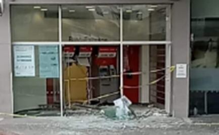 Comando roba cajeros de centro comercial en Coacalco