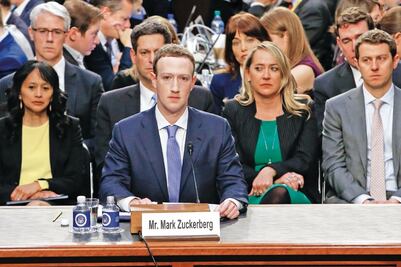 Facebook coopera con fiscal especial Mueller: Zuckerberg