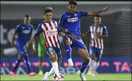 ¿Cruz Azul jugó con contagiados de Covid-19 frente al Guadalajara?