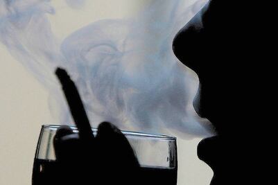 Senadores del Partido Verde proponen eliminar empaquetado de tabaco engañoso