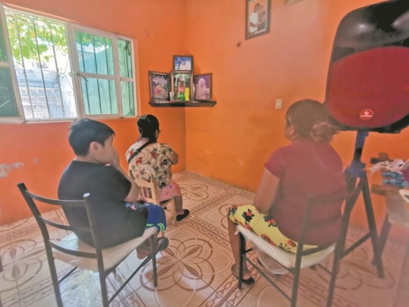 Rogelia, la zapoteca que guía a los muertos