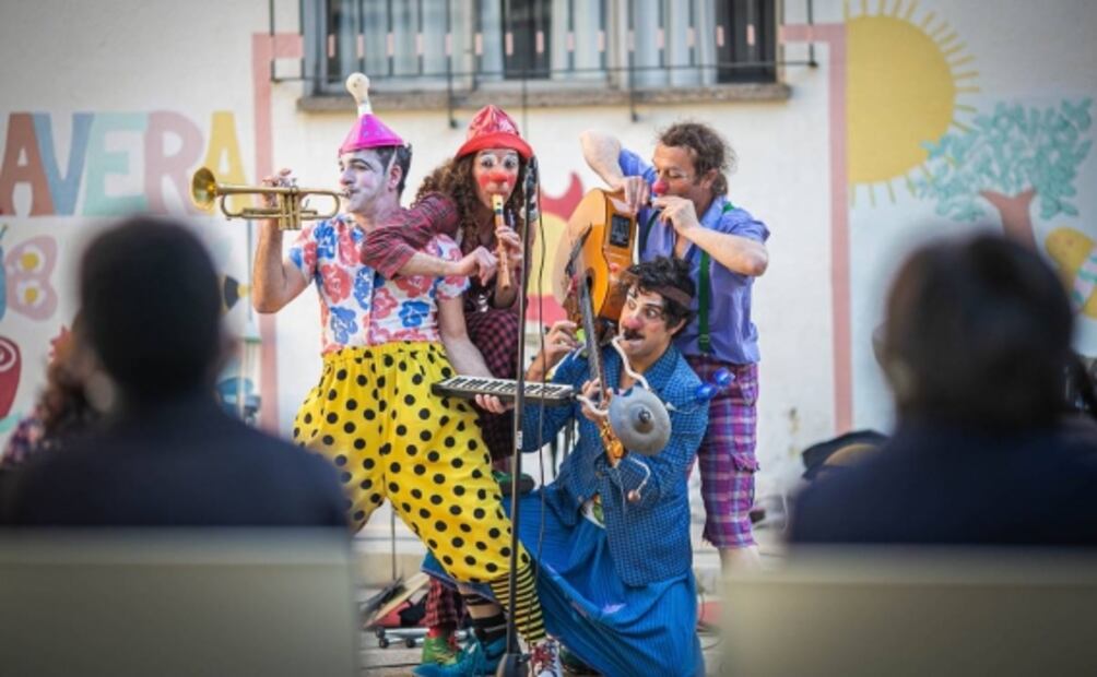 Sonrisavirus, lo que busca transmitir el payaso "Denguito" pese a la pandemia