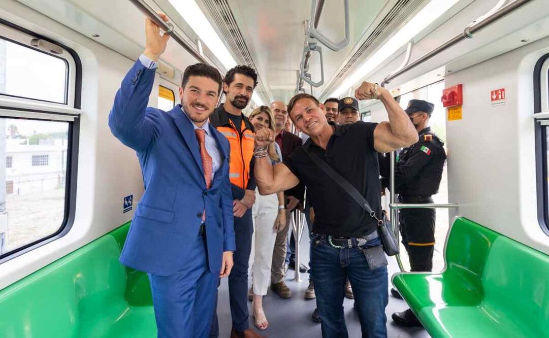 Samuel García, gobernador de Nuevo León, da banderazo a seis trenes para línea del Metrorrey / Foto: Especial