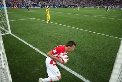 Error de Lloris permite gol a Manzukic