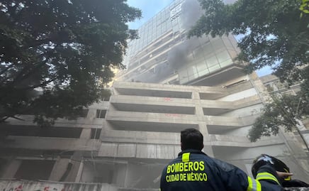 Vecinos denunciaron "saqueos profesionales" y vandalismo en antiguo edificio del ISSSTE antes de su incendio