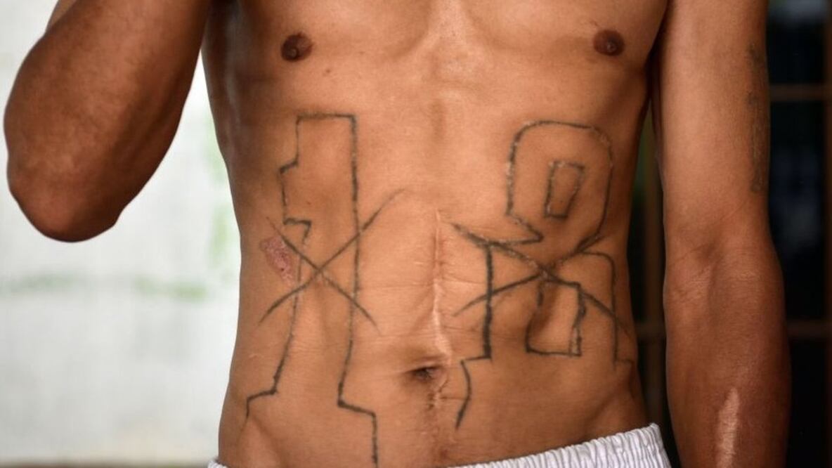 El gobierno de El Salvador unió en la misma celda a maras de diferentes pandillas. Foto: Imágenes Getty
