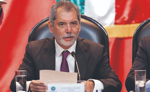 La SHCP recorta previsión del PIB y calcula deuda de 55%