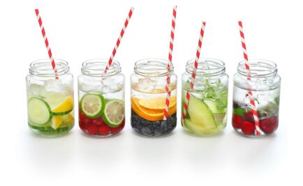 #Receta Agua de toronja y ramas de romero