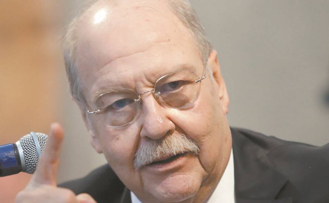 El abogado Javier Coello Trejo aseguró que el dinero depositado a Gilda Austin es de origen lícito. Foto: Archivo / El universal