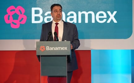 "La democracia está en crisis", dice Nobel de economía; México no ha crecido por desigualdad, corrupción e inseguridad, asegura