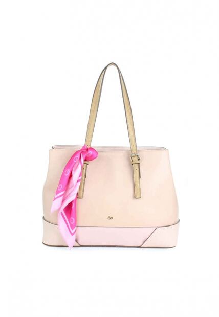 Día internacional del cáncer de mama: productos de moda y belleza con causa