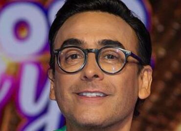 Adal Ramones revela el nombre de su próximo hijo con una hermosa sesión de fotos en la playa