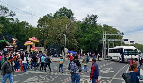 "Esto es un martirio diario"; ciudadanos atrapados en el tráfico expresan su frustración por bloqueos de la CNTE en CDMX