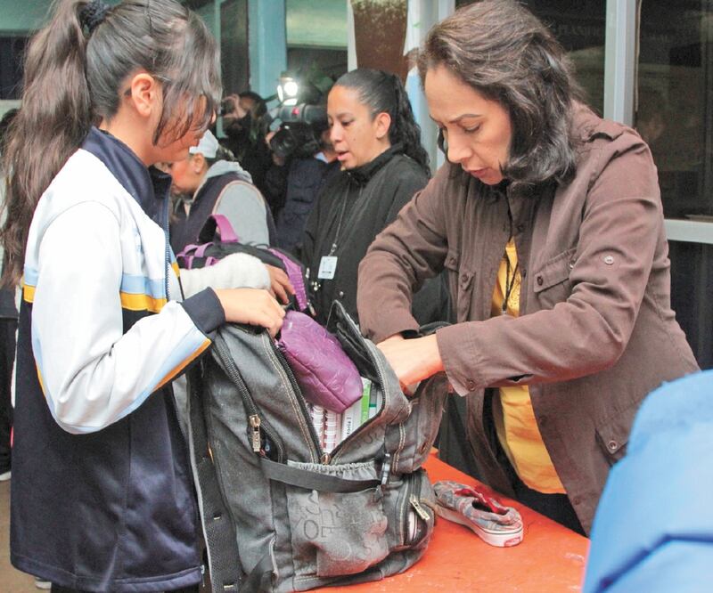 El programa Mochila Segura transgrede los derechos a la privacidad e intimidad de los alumnos, determinó la Suprema Corte.  ARCHIVO EL UNIVERSAL