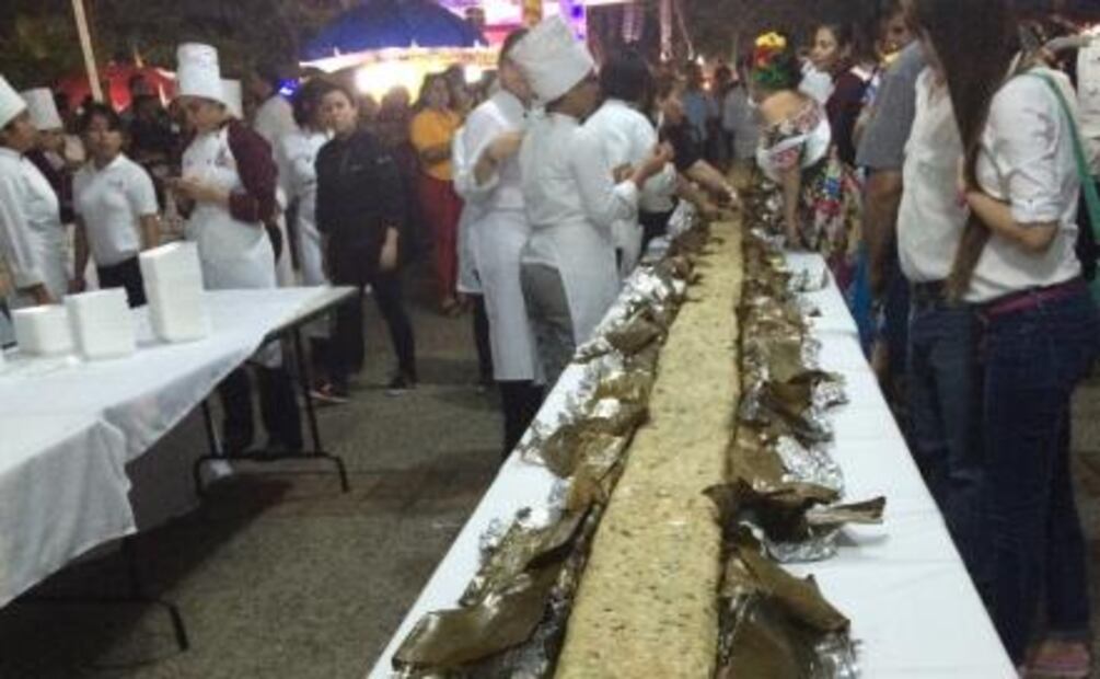 Obtiene Villahermosa récord del tamal más grande del mundo