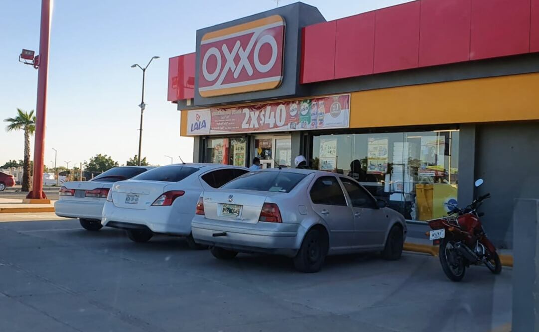 Los ladrones tomaron el dinero de las cajas y mercancía del lugar para huir. Foto: Amalia Escobar/EL UNIVERSAL