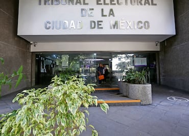 CDMX: Tribunal Electoral desecha procesos sancionadores contra Clara Brugada y García Harfuch por actos anticipados de campaña