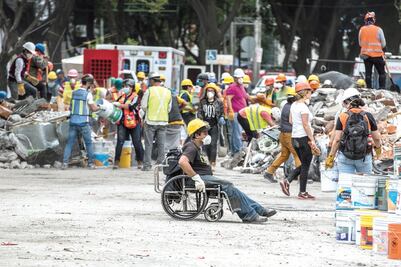 Ven oportunismo de políticos en tragedia del 19-S