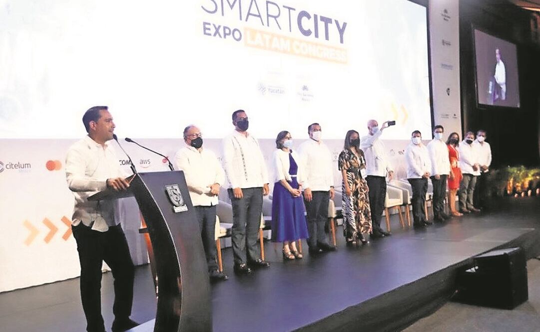 El gobernador destacó que en el Smart City Expo Latam participan más de 100 alcaldes. Foto: Especial.