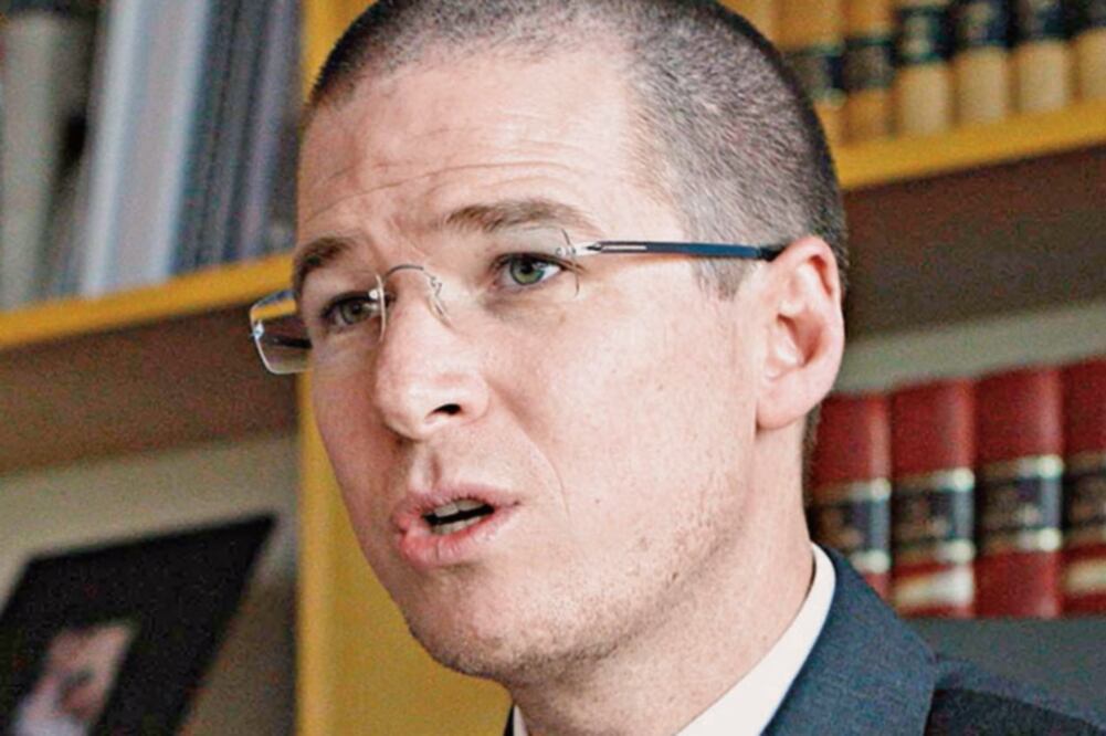 Anaya destacó la importancia de conocer a los candidatos que buscan un lugar en la Asamblea