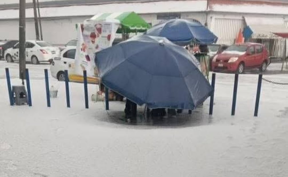 La fuerte granizada sorprendió a los habitantes del municipio de Atlacomulco. Foto: Especial.
