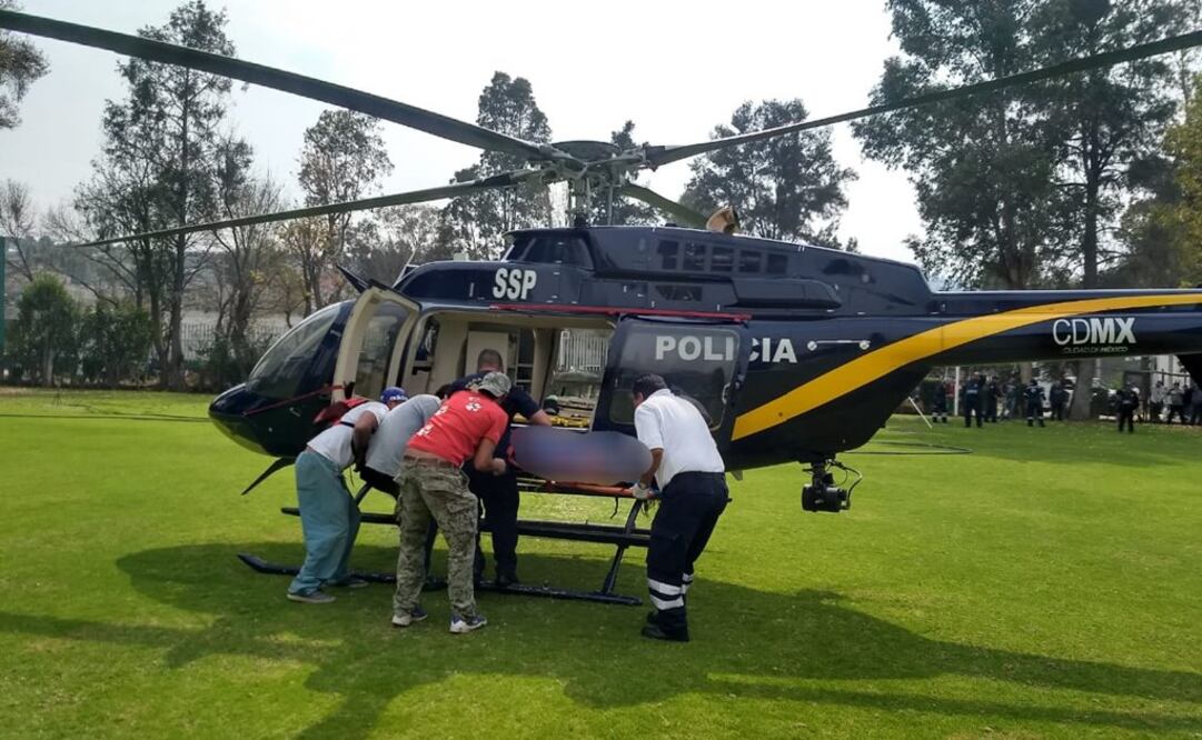 La esposa del hombre al que intentaron plagiar fue recogida por la tripulación de un helicóptero de Cóndores, que se encargó de llevarla a un hospital. Foto: Especial