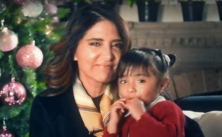 Barrales lanza spot navideño junto a su hija