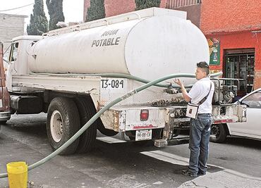 Oportuno, reparto de agua en 13 delegaciones: Leonel Luna
