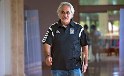 Mejía Barón dirigió de contrabando