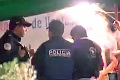 Con una cena, policías evitan que joven se suicide en GAM