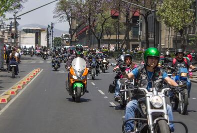 Tras presionar, motocicletas  libran el nuevo Hoy No Circula