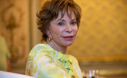 Isabel Allende recibe Premio Nacional honorario en EU
