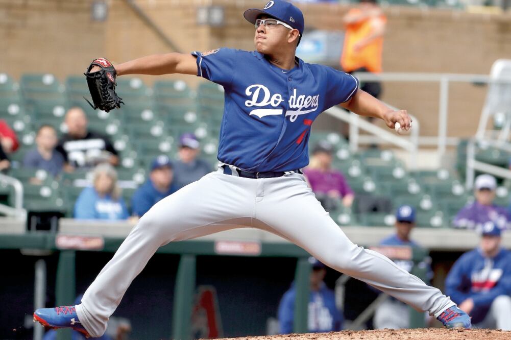 Julio recetó par de chocolates en labor de la primera entrada (CHRIS CARLSON. AP)