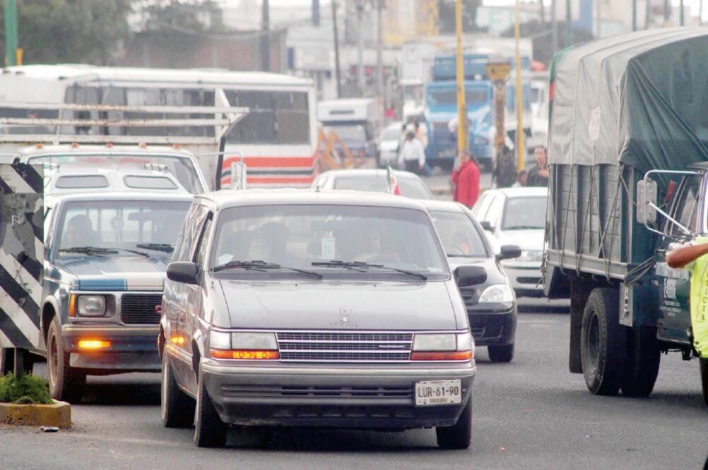 El gobierno del Estado de México analiza medidas alternas para mejorar las condiciones ambientales de la capital mexiquense (ARCHIVO EL UNIVERSAL)