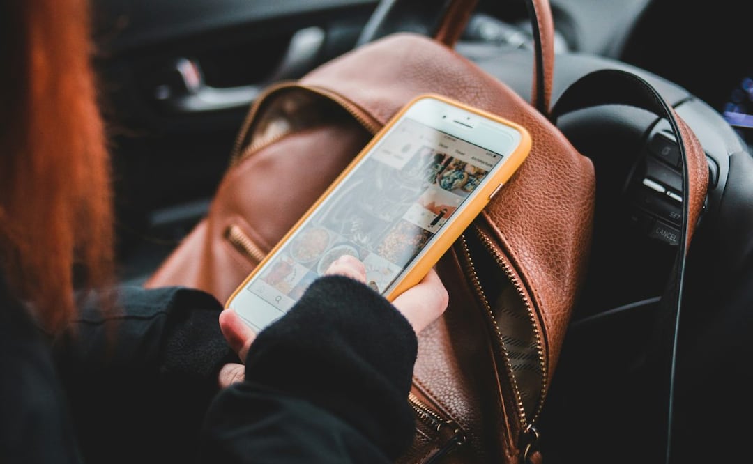 En la EU creen que la empresa está incumpliendo el reglamento de geobloqueo de la UE, que prohíbe discriminaciones injustificadas a los clientes de la UE, en función de dónde residan. Imagen: Unsplash