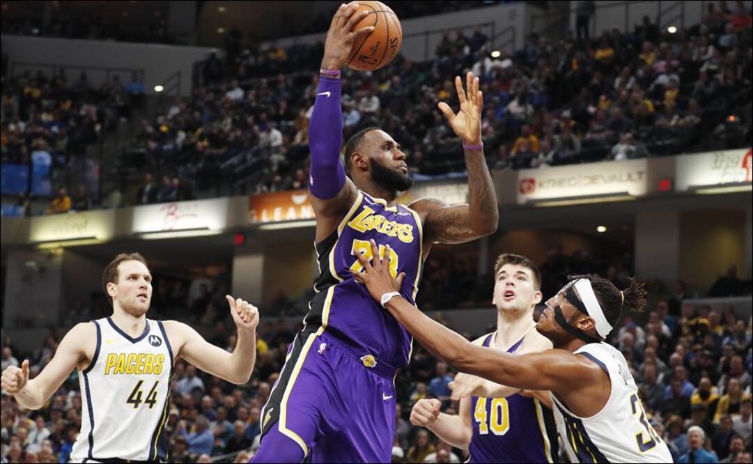 LeBron vivió una noche agridulce ante los Pacers. Foto: Reuters