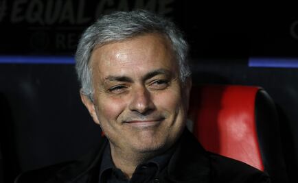 Mourinho abrazó a un reportero por no preguntarle por Pogba