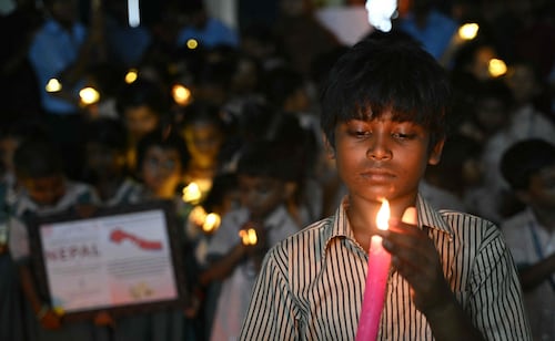 Van 675 muertos por riada en Nepal; 3 mil personas están desaparecidas