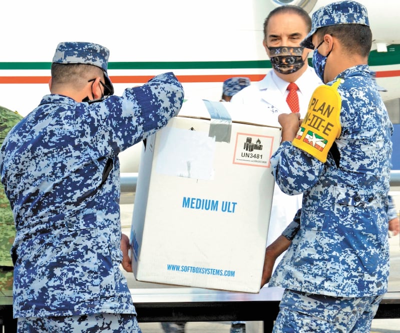 Las vacunas se llevaron del aeropuerto al Hospital Oca. EMILIO VÁZQUEZ. EL UNIVERSAL