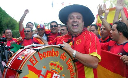 Muere Manolo 'el del Bombo', el aficionado más ilustre del futbol español