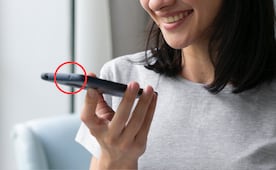 Para qué sirven los pequeños agujeros superiores del celular