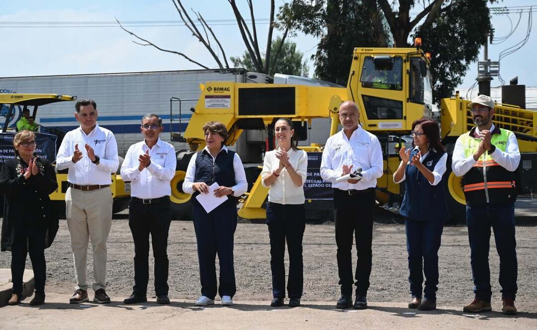 Sheinbaum da banderazo a inicio de trabajos de los nuevos trenes de repavimentación en el Edomex; "el objetivo de dejar al cien todas las carreteras". Foto: Presidencia