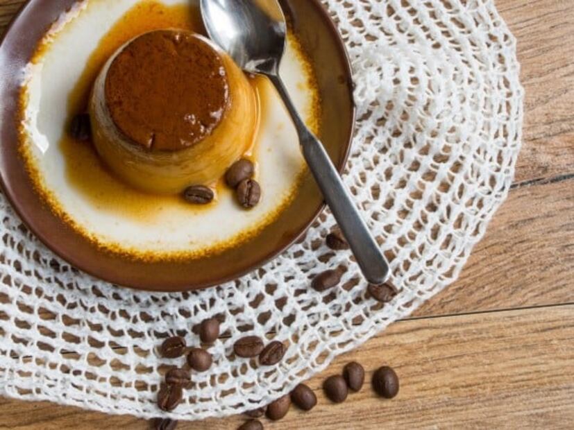 Aprende a preparar una deliciosa gelatina de café con piquete