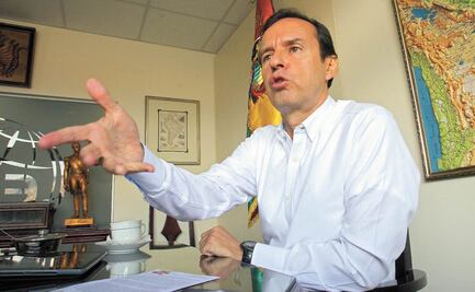 Renuncia el delegado boliviano Jorge Quiroga tras insultos a AMLO