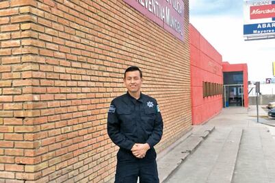 Le arrojaron ácido en 2017 pero volvió a la Policía